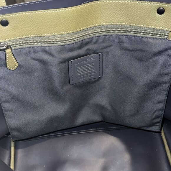 COACH Olive Green Market Tote - Picture 7 of 8